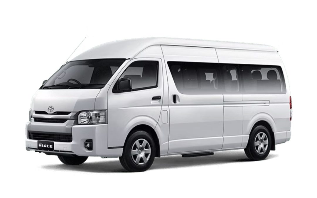 Kenapa Hiace Cocok untuk Trip Liburan High Season di Bali?